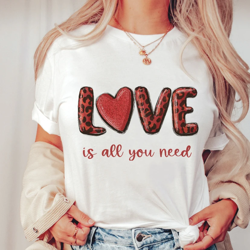 

Women's Short Sleeve Love Letter Valentine Cute 90s Cartoon Print T-shirt New Summer Fashion Women's Casual Versatile T-shirt.