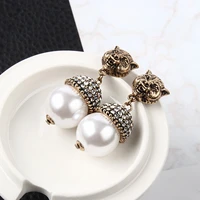 fashion natural round pearl rarrings gold color animal earrings womens new design diy earrings 2018 cc brand jewelry hot sale