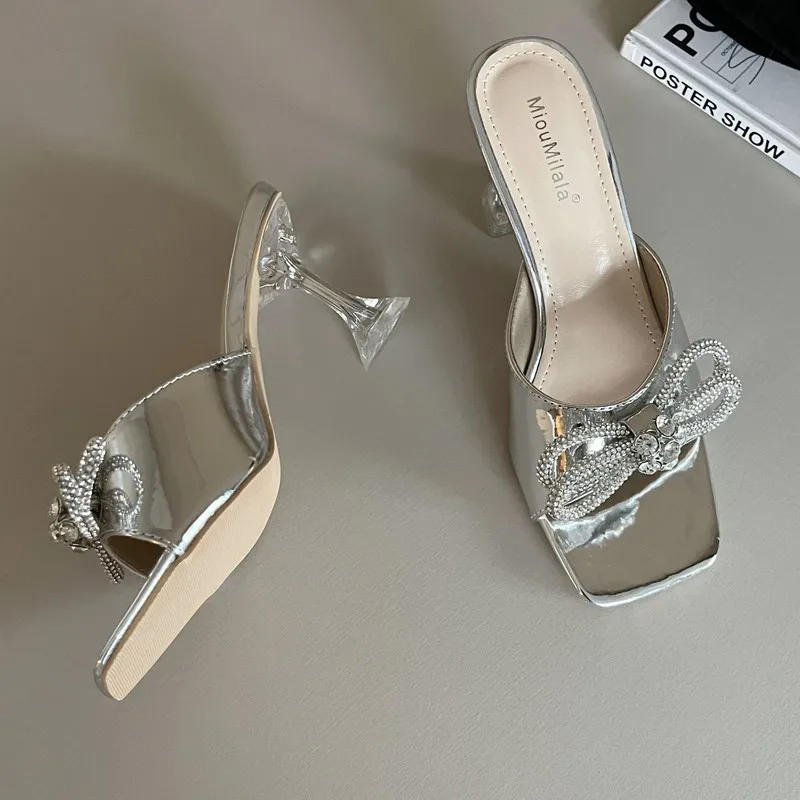 2023 Summer New Fashion Rhinestone High-heeled Sandals and Slippers Square Head Crystal Bow Wine Glass with Women's Shoes
