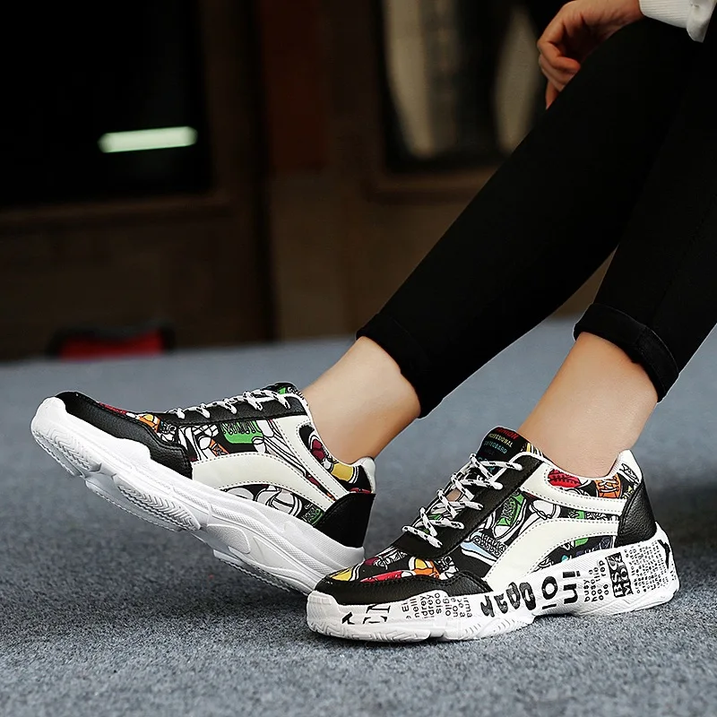 

Woman White Sneakers Casual Shoes Flat Bottom Ladies Vulcanized Shoes Breathable Lovers Shoes Size 35-43 Zapatos Mujer