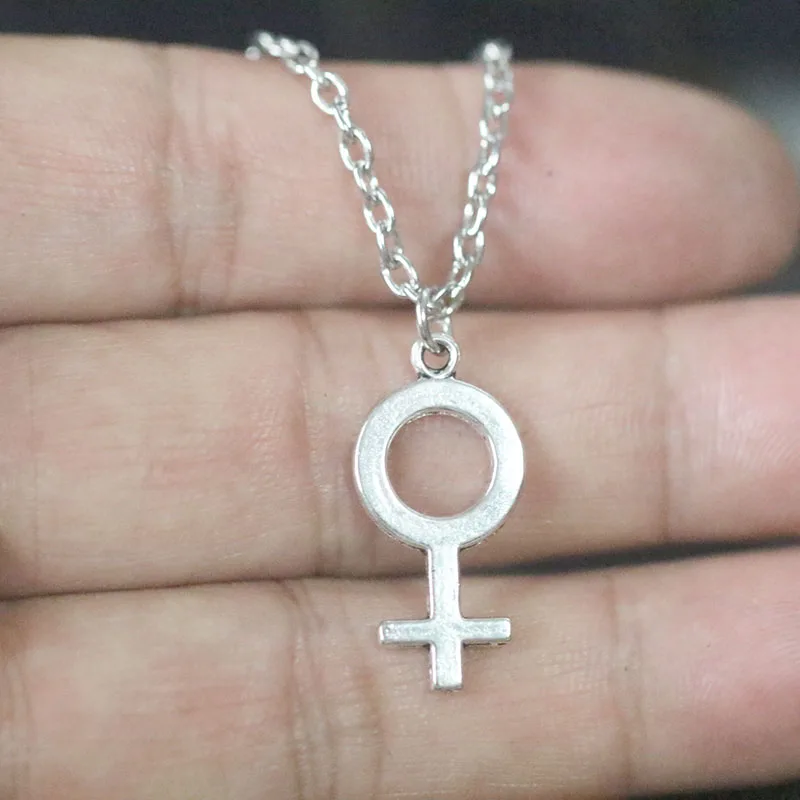 

Feminist Venus Pendant Necklace for Women Gift Cross Chain Vintage Statement Choker Minimalist Jewelry Accessories Goth Gothic