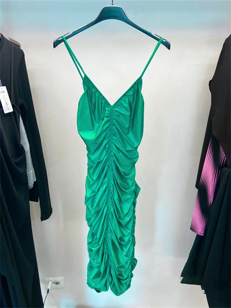 

Платье летнее Плиссированное средней длины с V-образным вырезом и открытой спиной