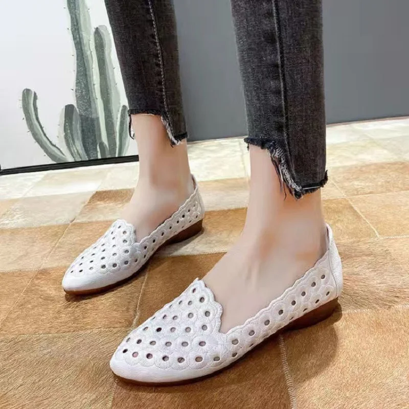 Brand Ballet Shoes Women's Pointy Toe Flats Red Holes Shoe Hollow Slip On Lazy Shoes Woman Moccasins Summer Comfy Walking Shoes