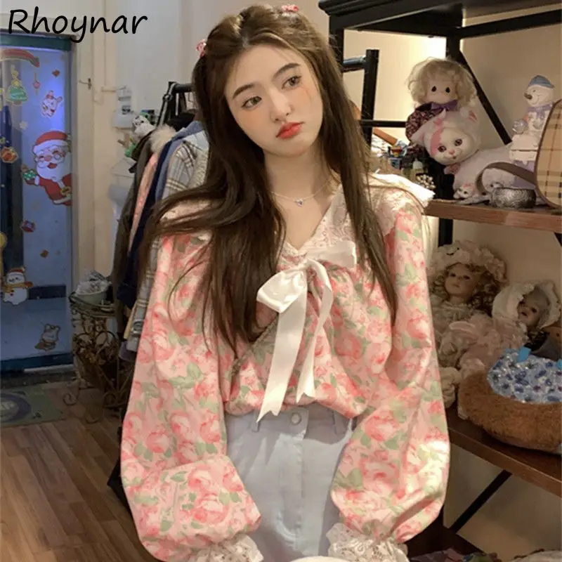 

Блузка женская шифоновая с длинным рукавом, милая универсальная свободная с разноцветным кружевом и бантом, модная уличная одежда с цветочным принтом для отдыха