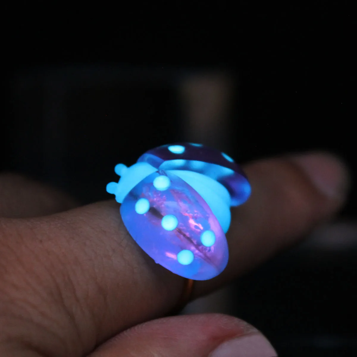 Новое светящееся кольцо божьей коровки светящиеся кольца подарок украшения для