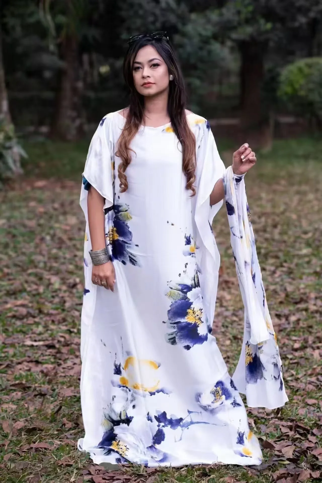 Фото 2025 neue Art Mode übergroße afrikanische Frauen Kleidung Dubai Dashiki Abaya Free Size Print Design mit Schal lockers langes K №3