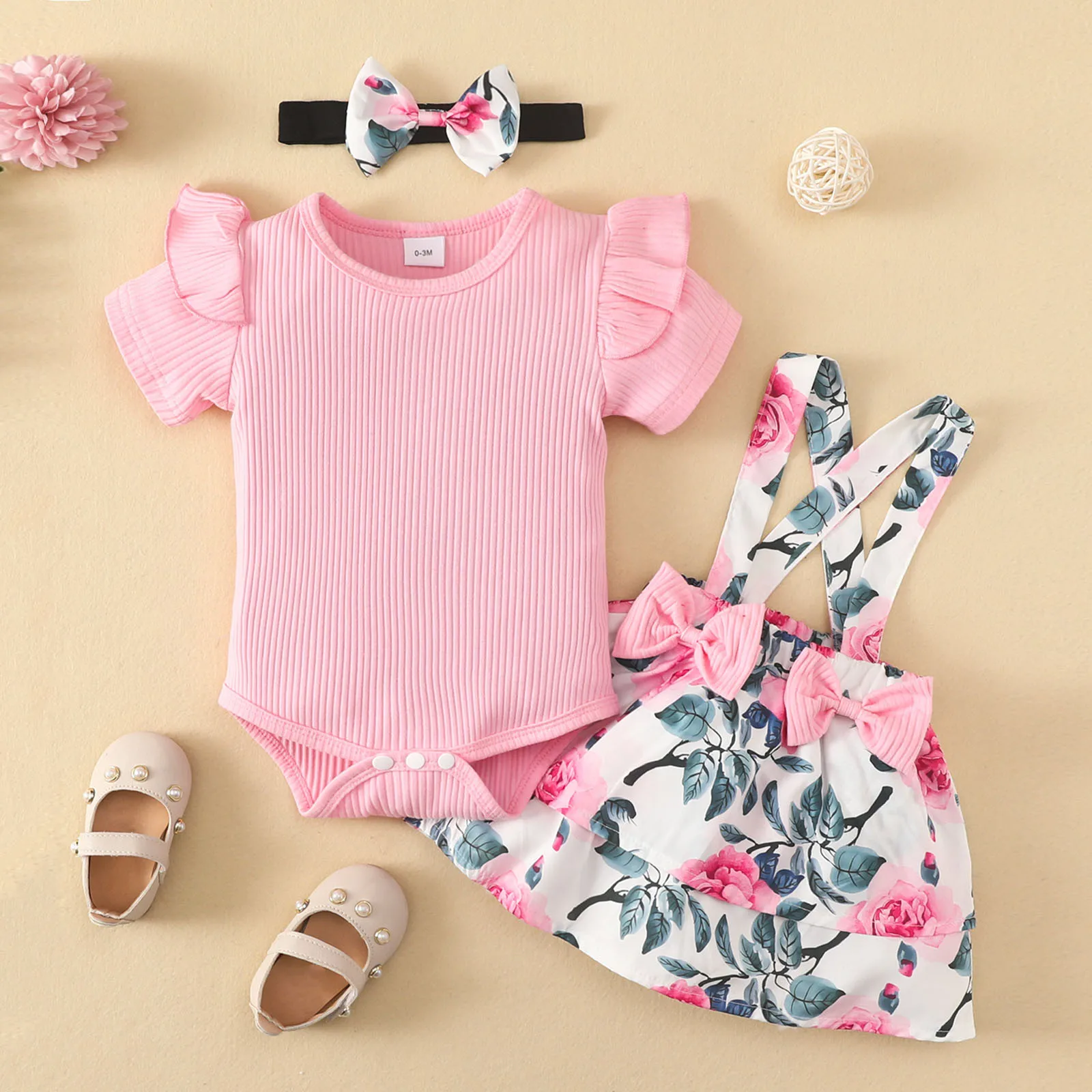 

Комплект летней одежды для новорожденных девочек из 3 предметов, комбинезон с коротким рукавом и оборками, топы, юбка на подтяжках с цветочным принтом, повязка на голову, наряды для младенцев