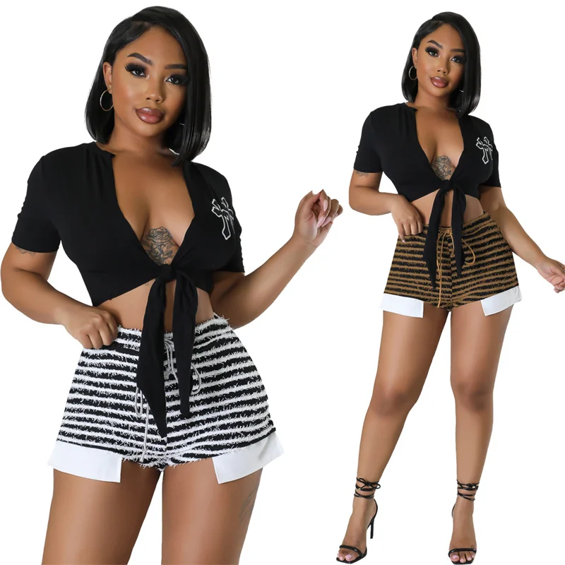 Women Striped Knitted Shorts Hairy Side Split Shorts High Waist Stacked Tight Trousers Fashion Elastic Extra Shorts Streetwear