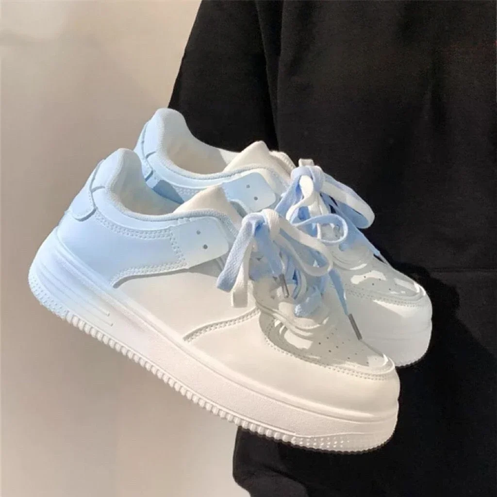 Лидер продаж 2024 новые маленькие белые туфли с постепенным изменением цвета