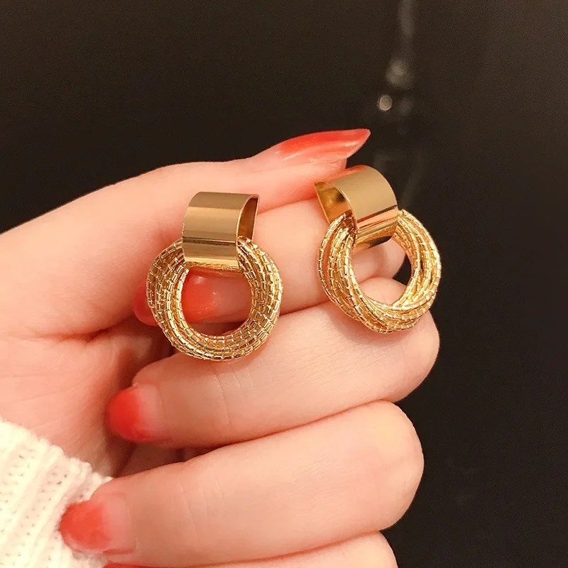 

Lost Lady New Retro Twisted Hoop Stud Earrings For Women Individual Temperament Ladies Earrings Jewelry Wholesale Direct Sales