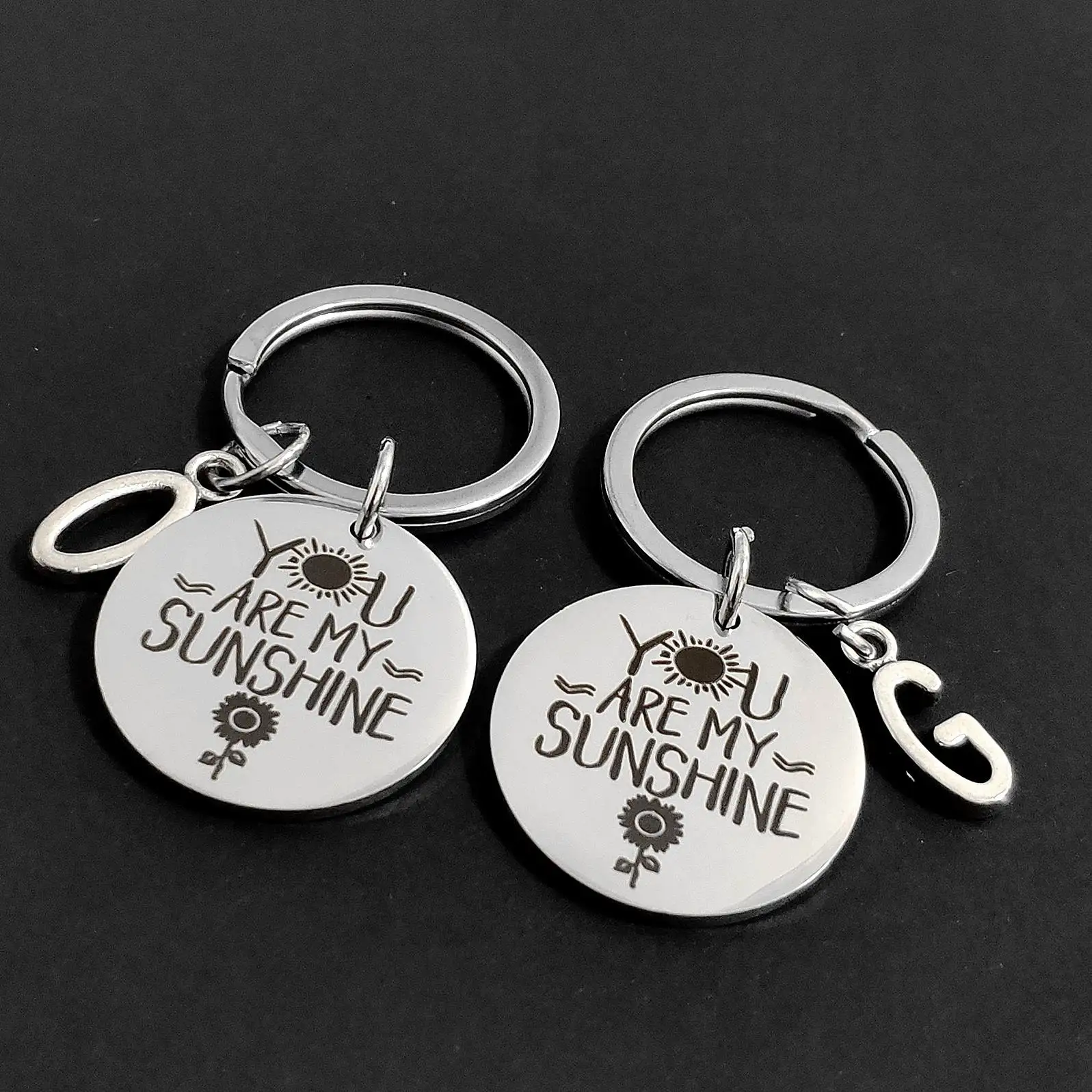 

Ornaments Creative Carabiner for Keys Gift You Are My Sunshine Keyring 26 Letters Sunflower Lettering Stainless Steel Holder