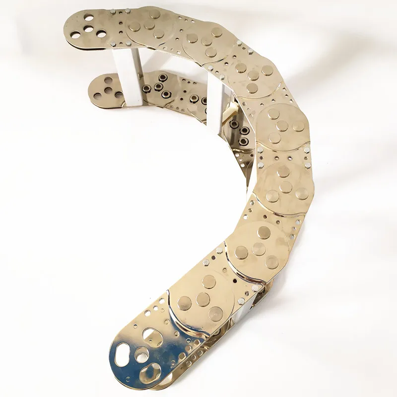 

Steel drag chain for large cranes