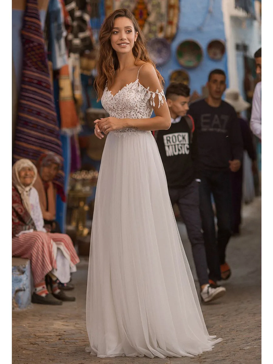 

Ethereal Sexy Off-the-shoulder Bridal Gowns V-neck Tulle Wedding Dress With Lace Details On Top