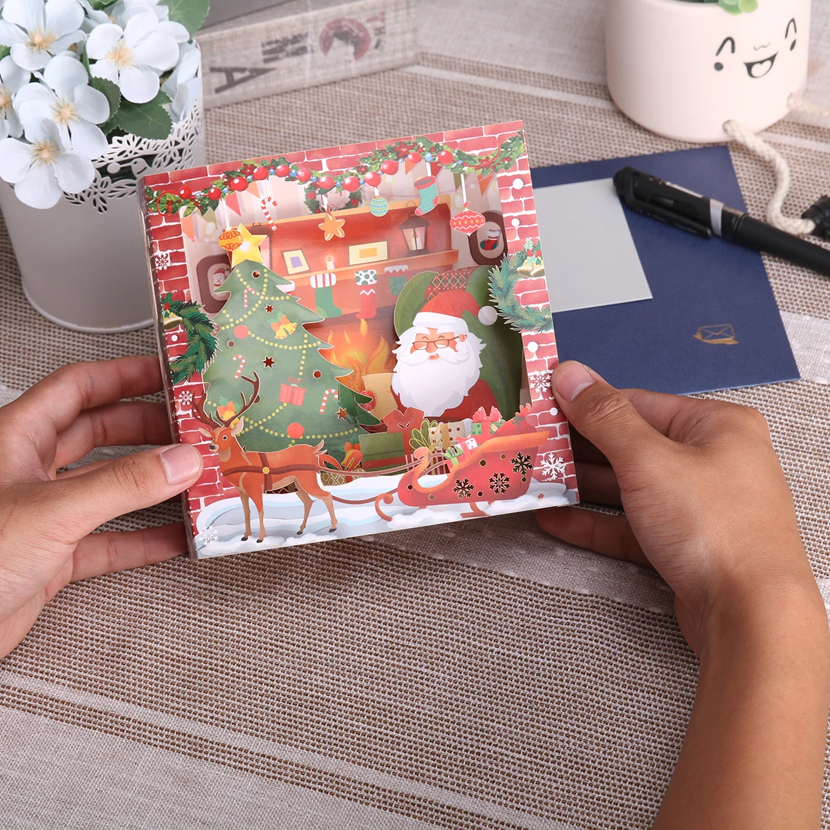 

Christmas Scene Picture Card 3D Pop Up Xmas Greeting Cards Gift for Winter Holiday New Year