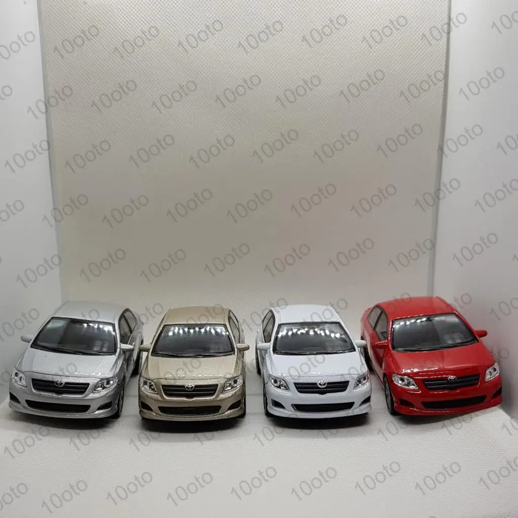 Коллекционная модель автомобиля Toyota Corolla металлическая Игрушечная литый под