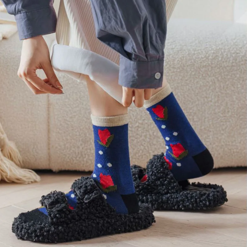 5 Pairs Winter Keep Warm Women Socks Fashion Cashmere Thicken Cycling Socks Flowers Kawaii Wool Socken College Style Sweet Soft