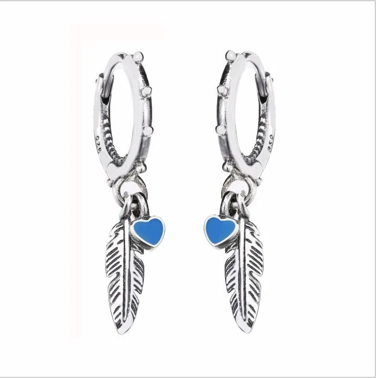 

Женские серьги-подвески из серебра 925 пробы