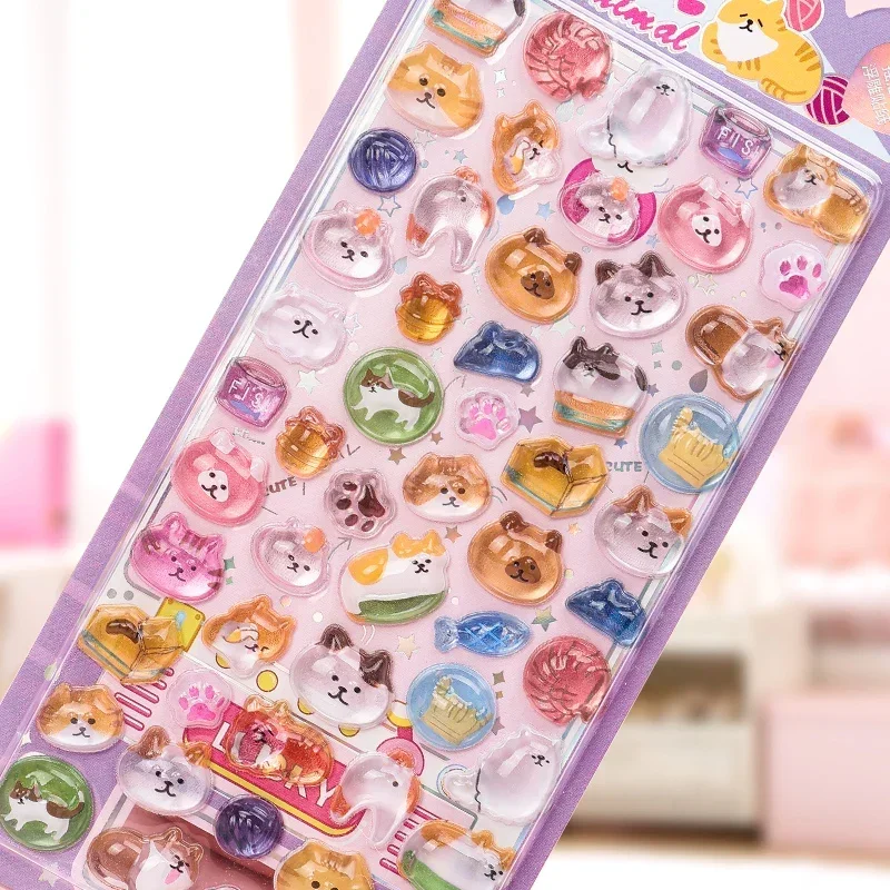 

Рельефная наклейка с животными