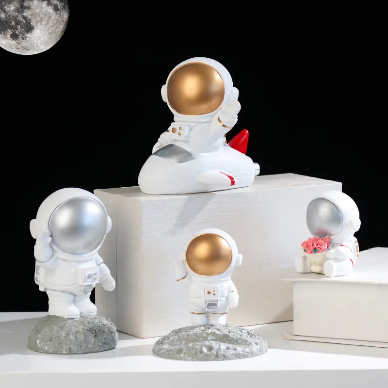 

Astronaut Creative Cute Spaceman Model Sculpture Bedroom Desktop Small Decoration Gift Statue