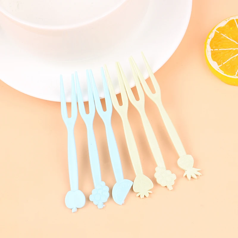 

30PCS Animal Farm Fruit Fork Mini Cartoon Children Snack Cake Dessert Food Fruit Pick Toothpick Bento Lunches Party Decor