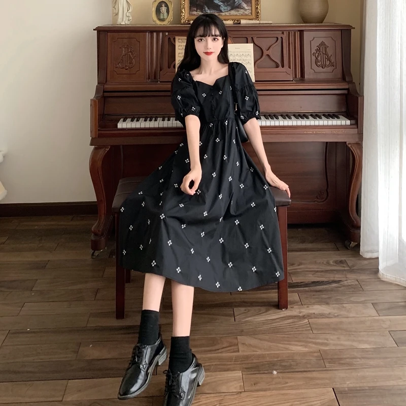 

4XL plus size women vintage embroidery dress 2022 Summer fashion puff sleeves flower long dresses elegant women's clothing