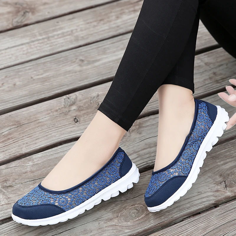 Women's Fitness Sneakers Mesh Hollow Breathable Non-slip Summer Walking Shoes Comfortable Loafers