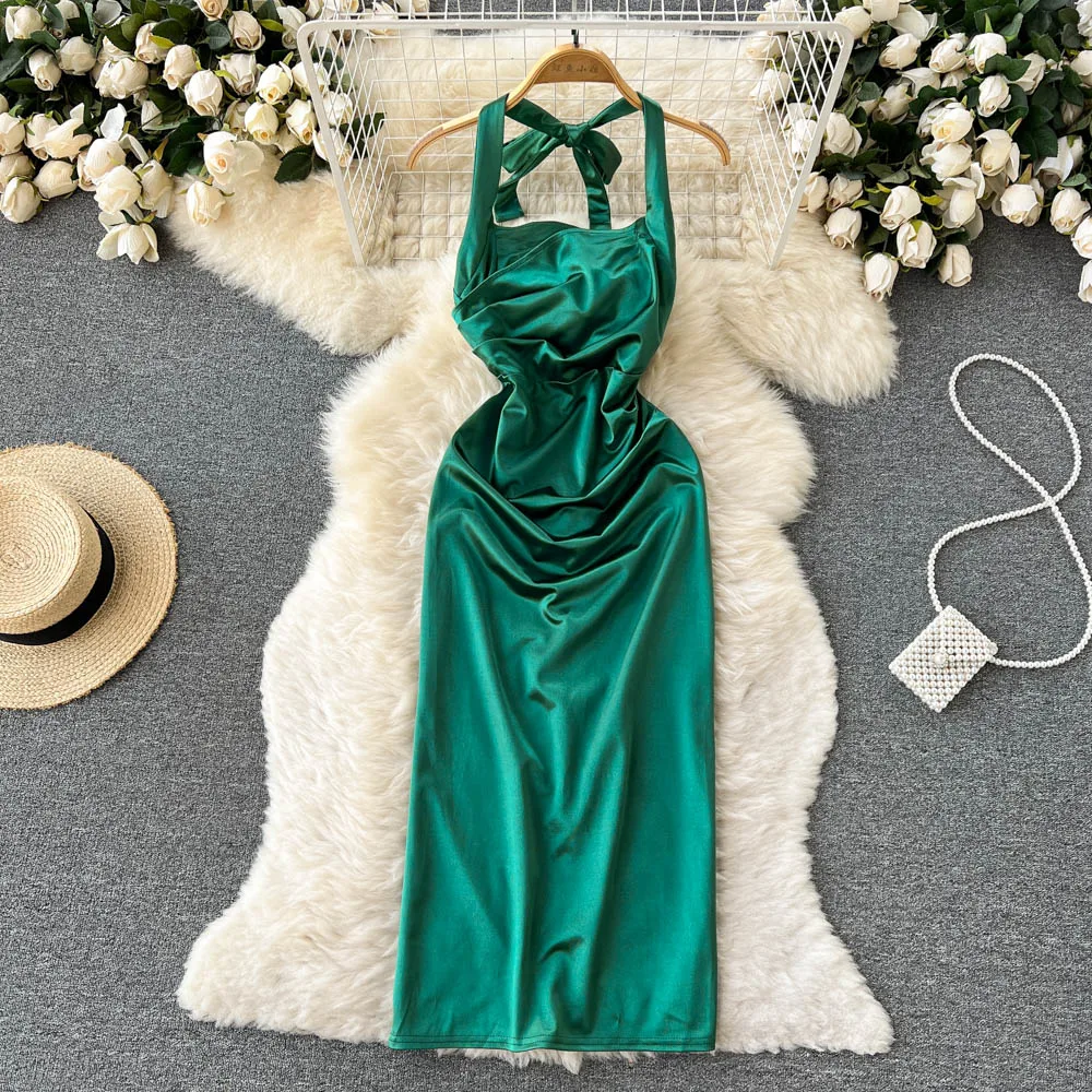 

2022 Summer New Temperament Hanging Neck V-neck New Tight-fitting Slimming Bag Hip Mid-length Satin Dress