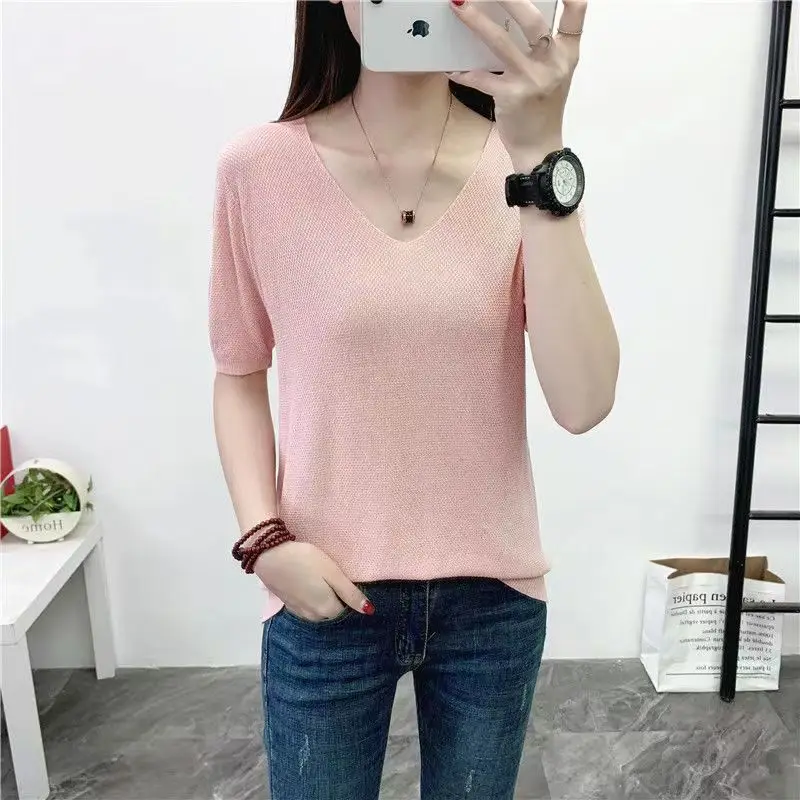 

Summer 2023 new large short-sleeved T-shirt women half-sleeved tie-in Korean version of ice silk sweater top black