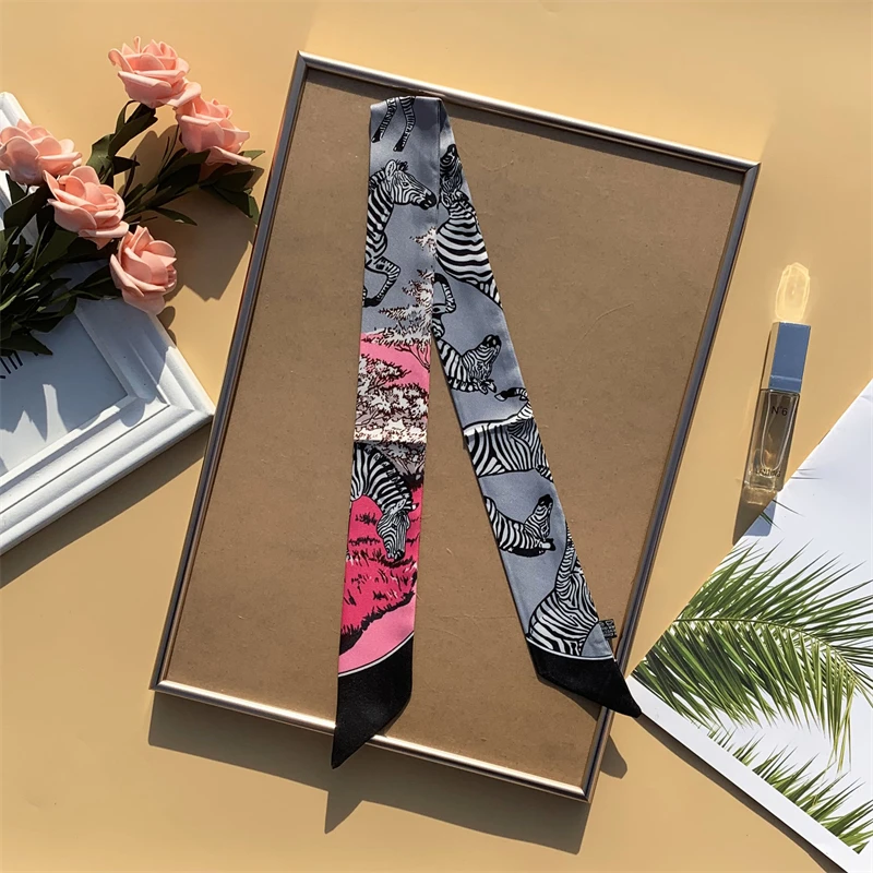 Рисунок 5 - Шарф-сумка с принтом в виде животных