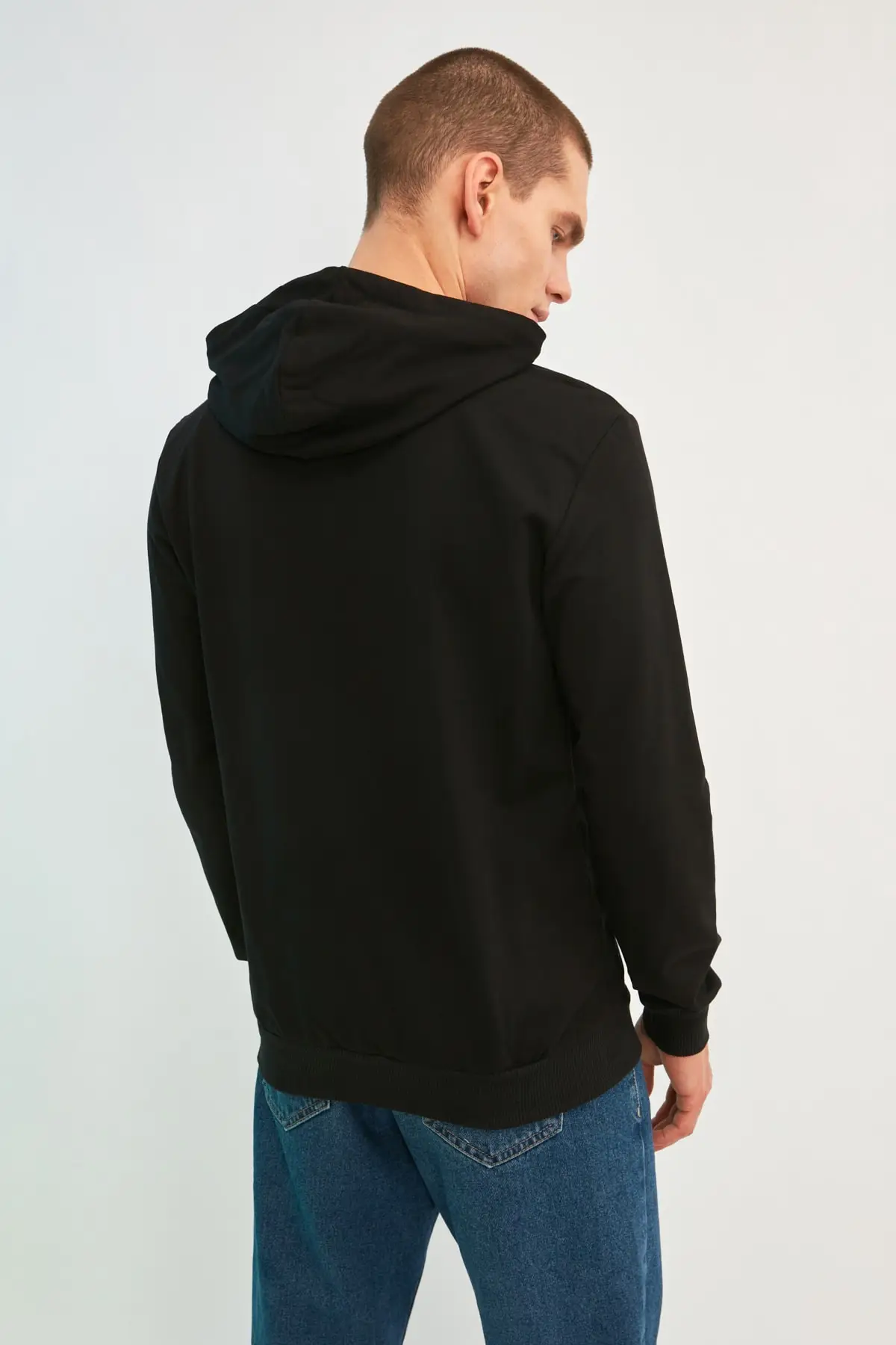 

Trendyol Male Hooded Sweatshirt TMNSS21SW0175
