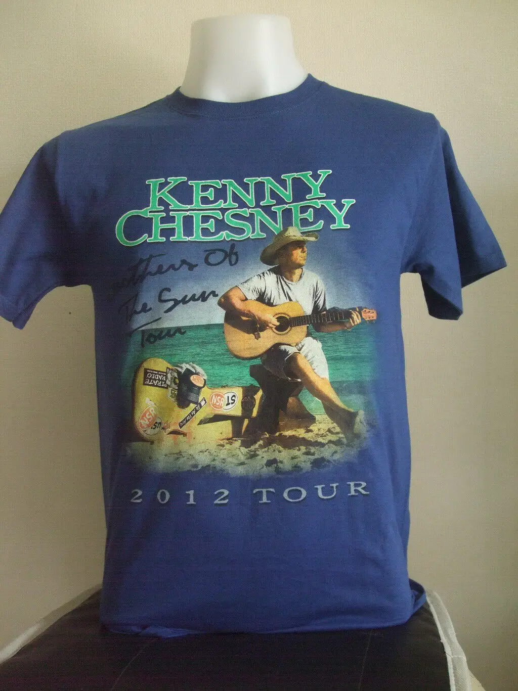 Футболка синего цвета с изображением братьев из фильма the Sun Tour 2012 |