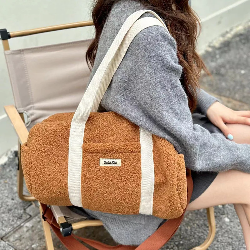 Winter Lamb Wool Shoulder Bag for Women Design Cylinder Shape Ladies Crossbody Bag Fashion  Faux Fur Soft Warm Handbag 2023