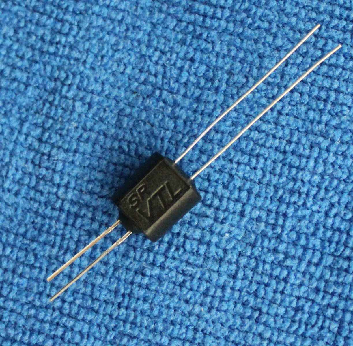 

2PCS NEW VTL5C VTL VTL5C4 DIP-4