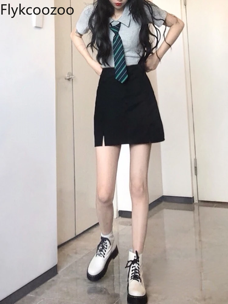 

FlykcoozooiPreppy костюм с коротким рукавом серая футболка-поло + юбка комплект из 2 предметов женская одежда 2022 весенние женские элегантные шикарны...