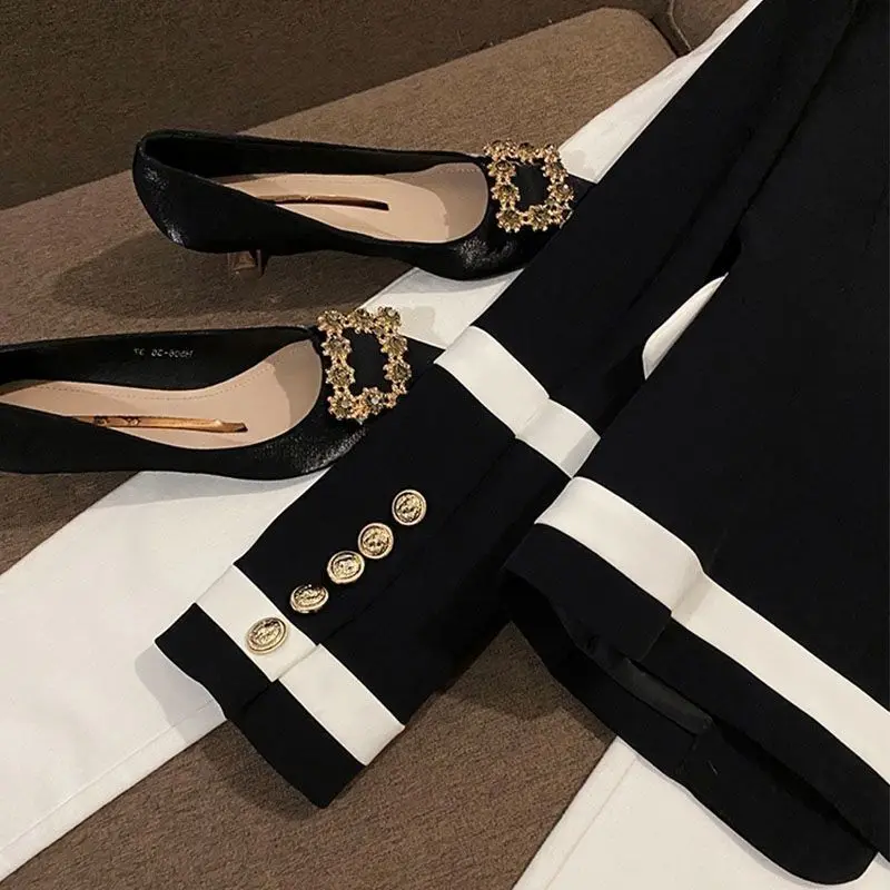 black and white color contrast suit women's early autumn new high grade light luxury metal breasted  small fragrant coat