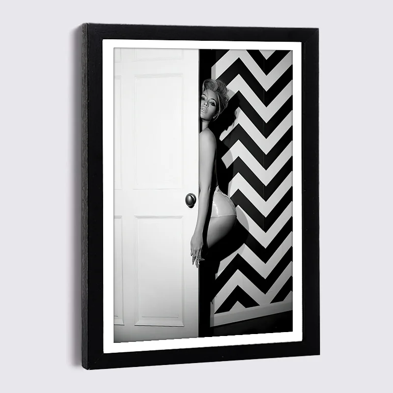 

5inch 7inch 8in Black Wood Frames Stockings Sexy Woman Luxury Store Poster with Frame Nordic Black White Photo Frames Wall Decor