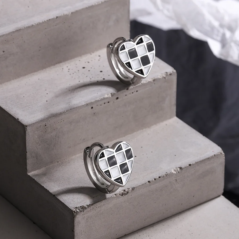 

925 Stamp Silver Color Black White Lattice Stud Earrings Heart Ring Earrings Engagement Wedding Party Trend Jewelry 2022 Gift