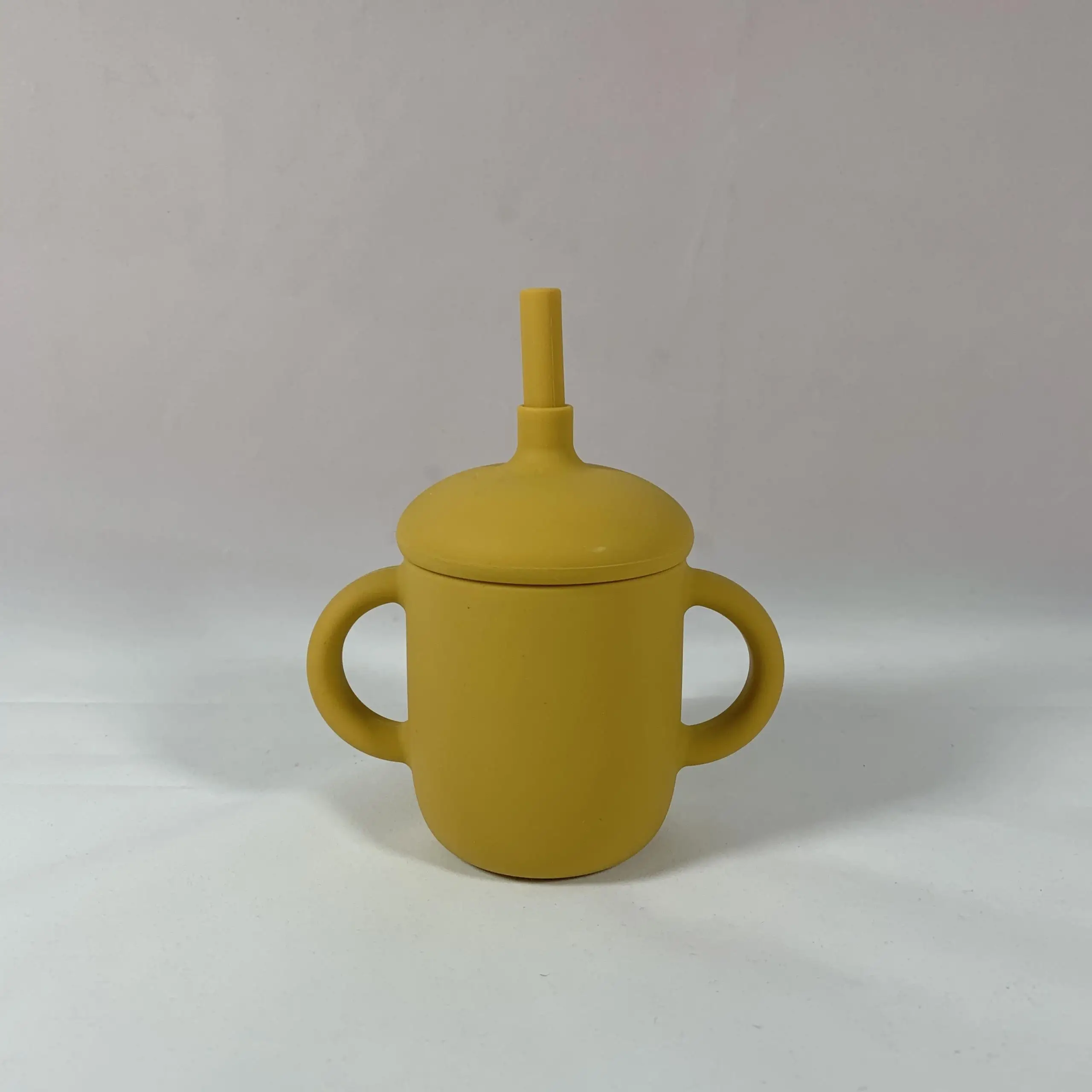 Силиконовая тренировочная чашка для малышей 2022 небьющаяся с соломинкой