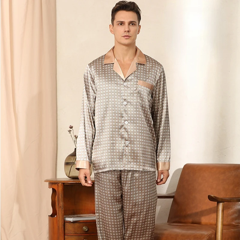 Home Comfort Men Nightwear Euro/US Size Long Sleeve Pajamas Sleeping Housewear Silk Pajamas for Men Sleepwear Mens Pajama Set