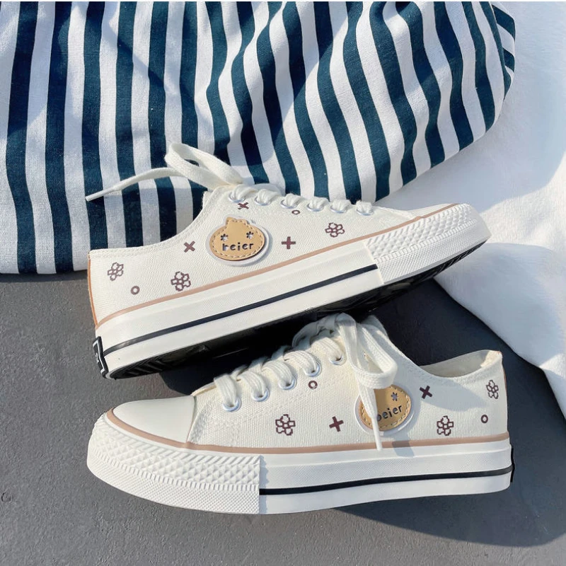 

Women Canvas Sneakers Ladies Shoes 2022 Students' All-match Trendy Casual Sneakers Vulcanize Shoes Female Zapatillas Mujer