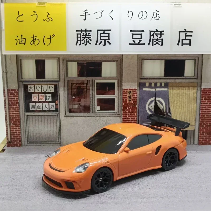 Гоночный мини-автомобиль с дистанционным управлением