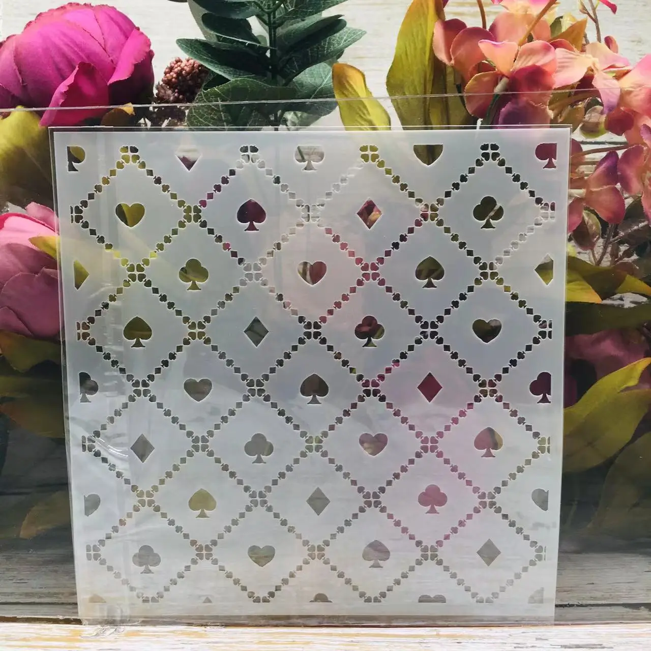 

20*20cm Geometry Hearts and Spades DIY Layering Stencils Wall Painting Scrapbook Coloring Embossing Album Decorative Template