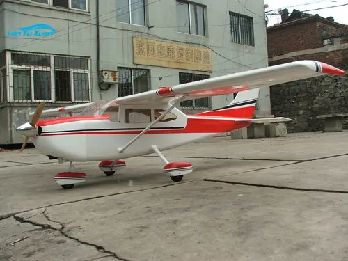 

Летательный аппарат с неподвижным крылом из дерева Balsa Cessna 182