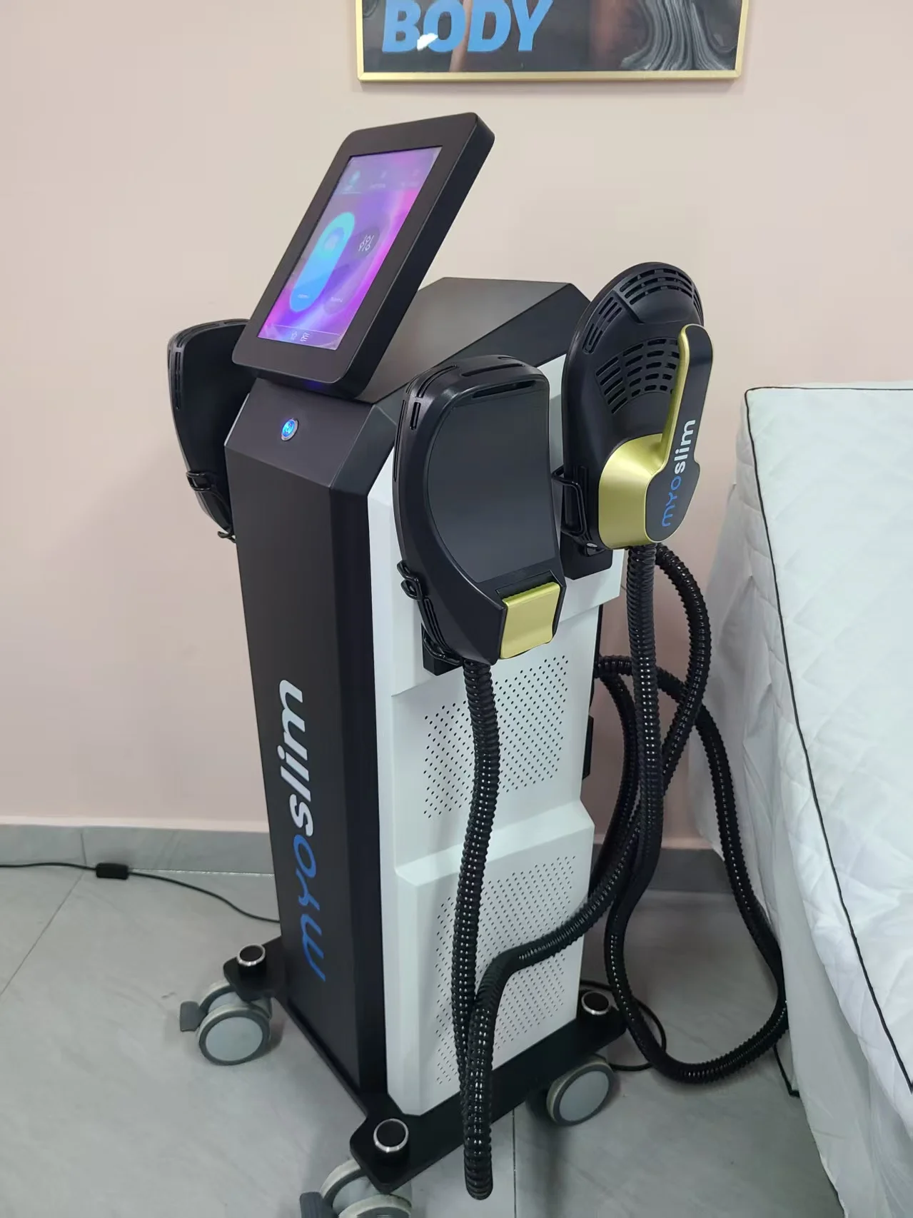 НОВИНКА: Профессиональный аппарат Myoslim PRO Ultra Therapy 6500W для похудения и стимуляции мышц (EMS Zero NEO) для салонов красоты (art.: 3920da989b334) - 3920da989b334