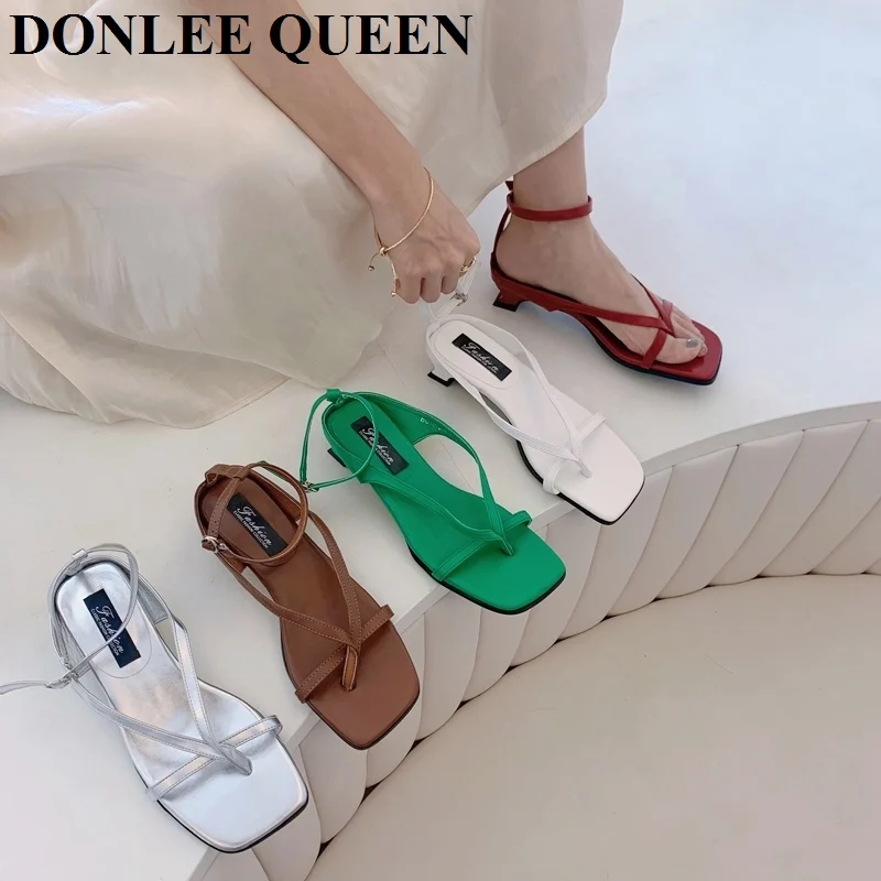 

2022 New Brand Sandals Fashion Narrow Band Gladiator Sandal Female Flat Heel Casual Beach Flip Flops Shoes Women Sandalias Mujer