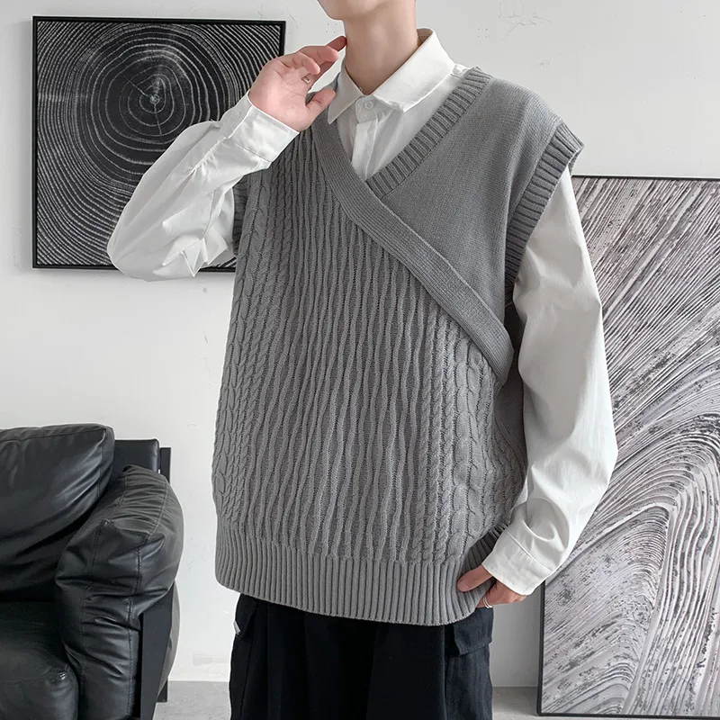 

Knitted vest Men's handsome versatile V-neck sleeveless vest casual vest ins