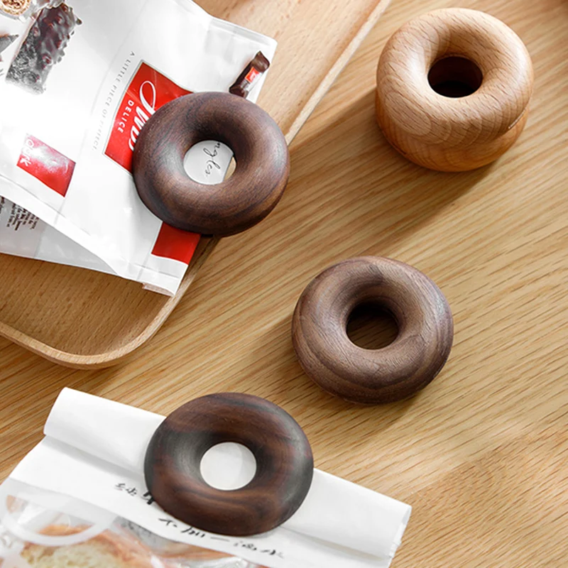 

1Pc Wooden Food Sealing Clip Snack Bag Sealer Creative Donut Shape Coffee Bag Clips Kitchen Food Storage Bag Sealer Home Gadgets