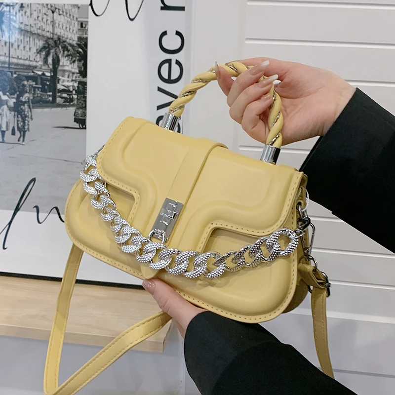 

High-quality Texture Niche Design Bag Women's 2022 Spring/summer New Messenger Bag Chain Fashion Shoulder Handbag