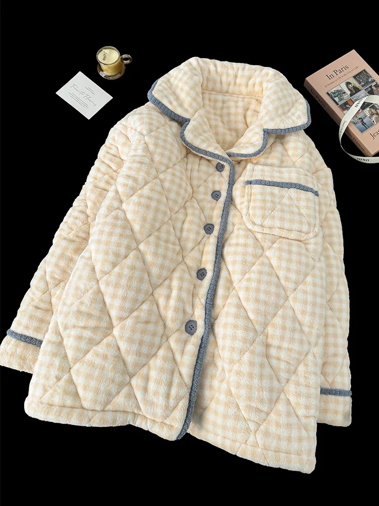 Пижамы из кораллового флиса женские осенне-зимние трехслойные стеганые пижамы