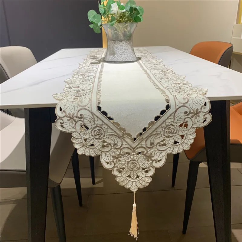 

1 Pc WhiteTable Runner Embroidery Hollowed-out Fabric Household Bed Flag Decoration Nordic Tea Dining Table Runners